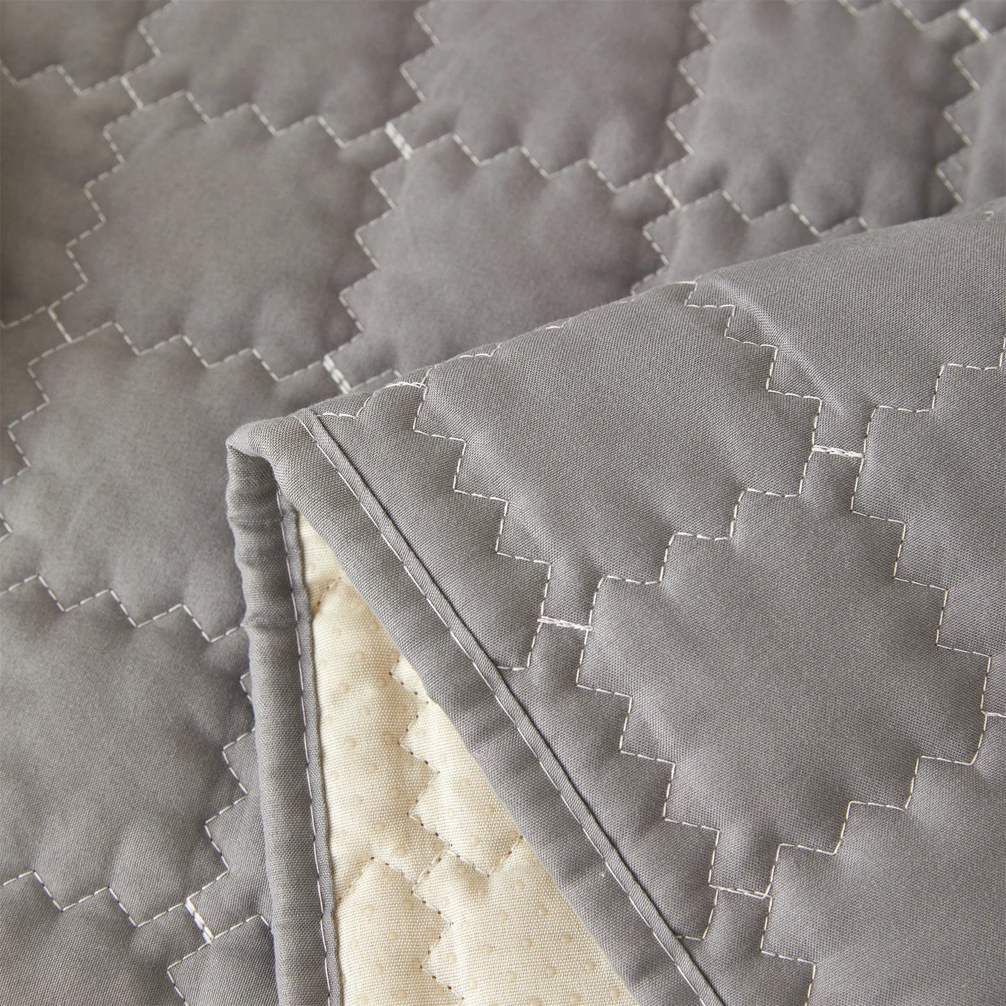 Cozy Anti-Slip Sofa Cover